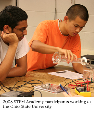 2008 STEM Academy participants working at The Ohio State University